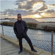 Avvocato offre lezioni di Diritto